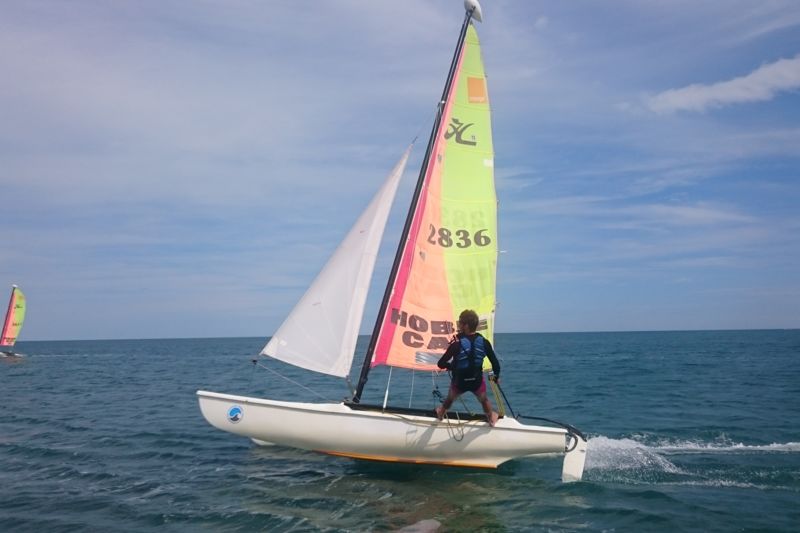 Location catamaran & funboat Gruissan