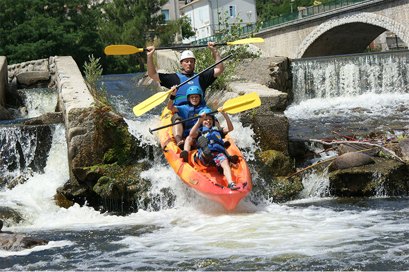 Descente en canoë kayak dans la Vallée de l'Eyrieux