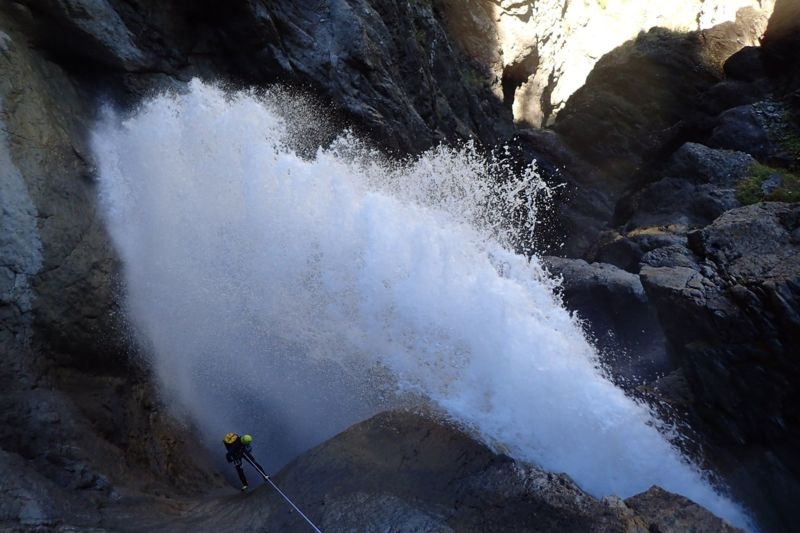 OULES DE FRESSINIERES : canyon expert à la journée
