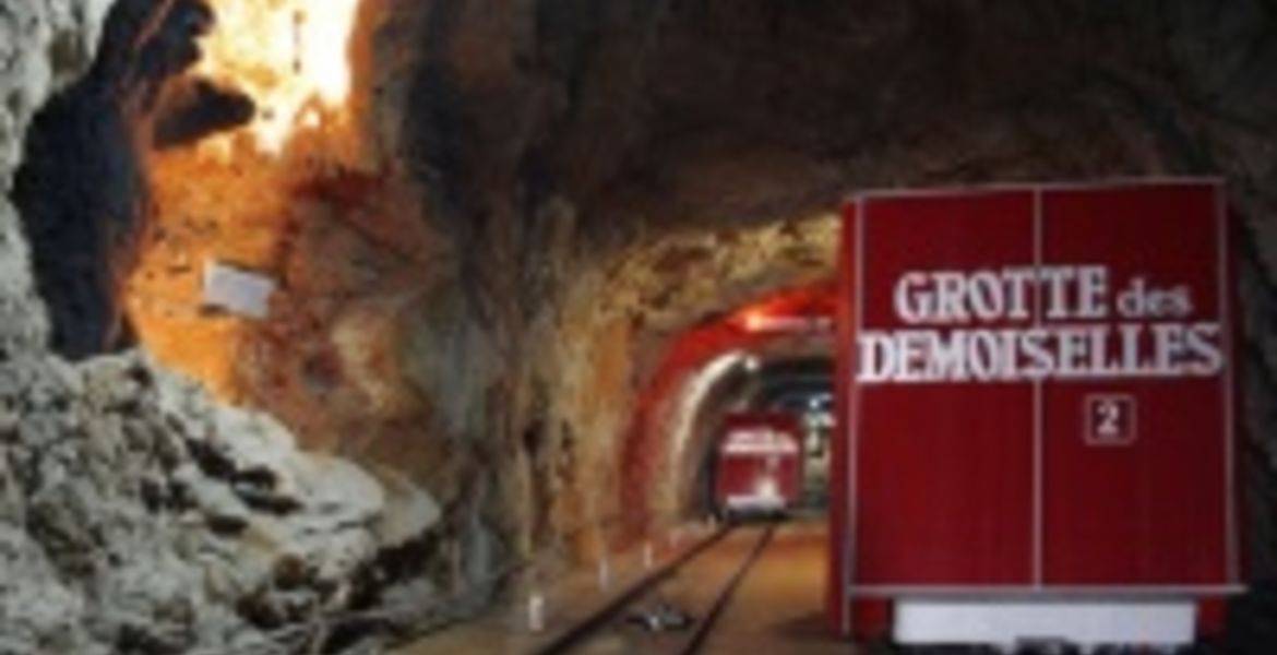 Pack Visite des Grotte des demoiselles + Descente en canoë Kayak sur l'Hérault