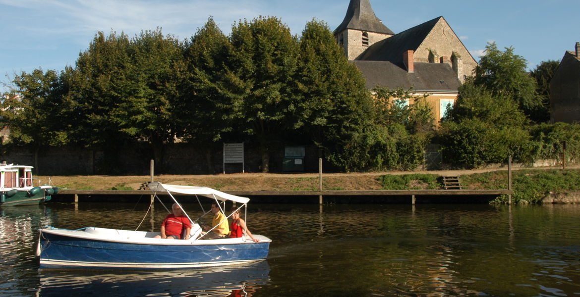 Bateau sans permis 7 pl Malicorne
