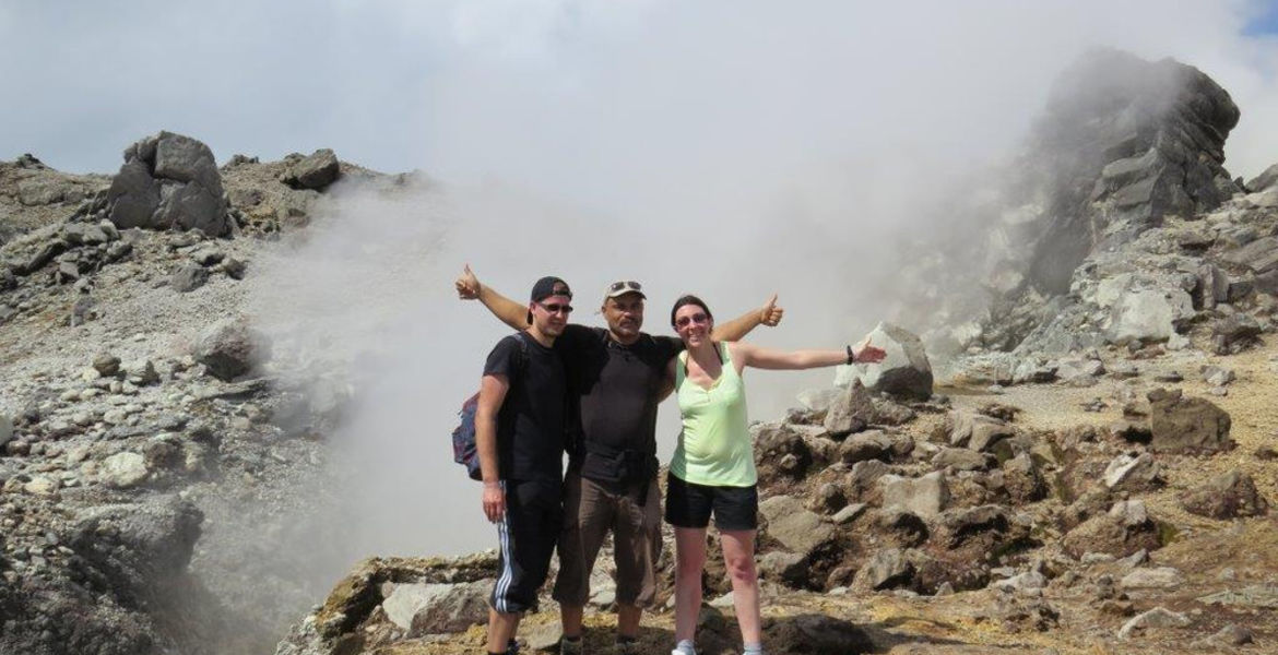 Hike on the volcano "la Soufrière"