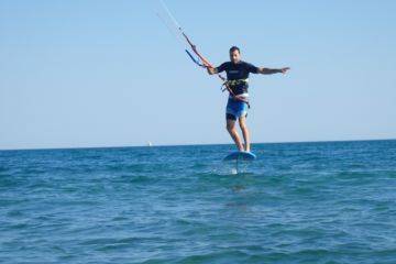 Cours particuliers de kitesurf foil